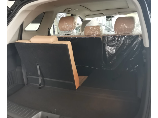 DONGFENG E5 Plug in - автомобили, коли, обяви за нови и употребявани 4