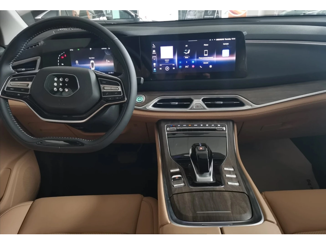 DONGFENG E5 Plug in - автомобили, коли, обяви за нови и употребявани 5