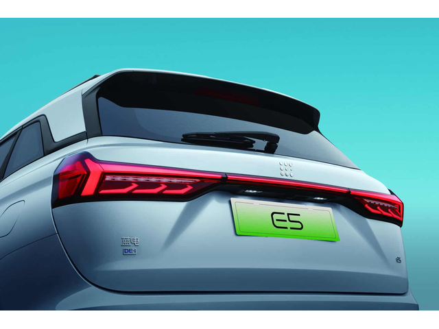 DONGFENG E5 Plug-in хибрид - автомобили, коли, обяви за нови и употребявани 2