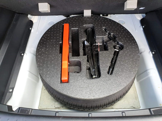 DONGFENG GLORY 500 1.5i Automatic/27000km. - автомобили, коли, обяви за нови и употребявани 16