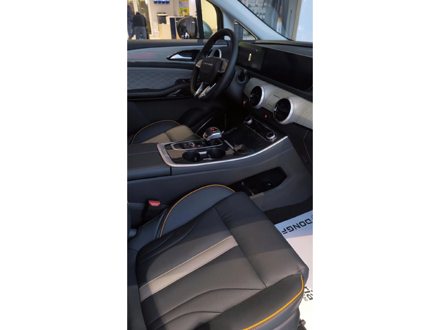 DONGFENG M4-YACHT 1.5i - автомобили, коли, обяви за нови и употребявани 4