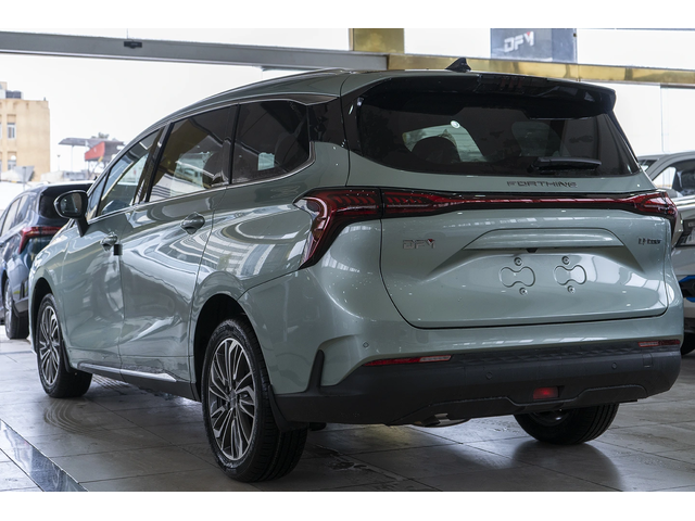 DONGFENG M4-YACHT Forthing M4 - автомобили, коли, обяви за нови и употребявани 1