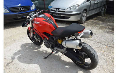 drugi-drug-ducati-monster-696 - 1