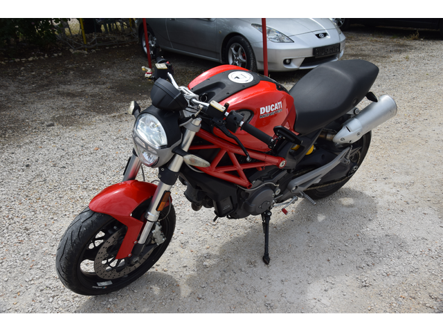 Други Друг Ducati Monster 696 - автомобили, коли, обяви за нови и употребявани 2
