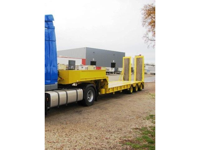 ДРУГИ Kaiser Kaiser - автомобили, коли, обяви за нови и употребявани 7