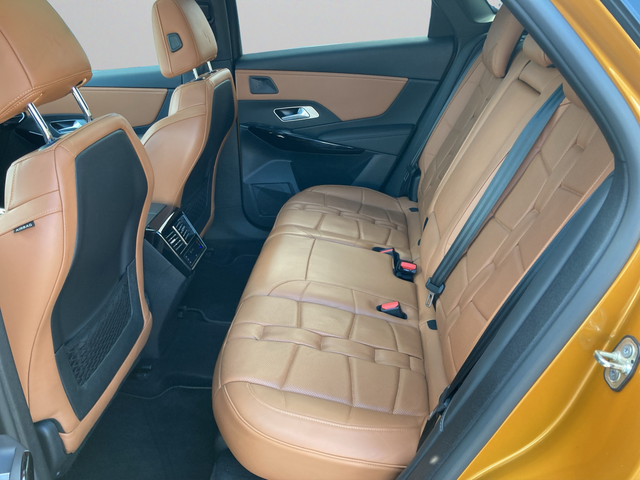DS 7 CROSSBACK RIVOLI 1.6 PureTech 180 EAT8 - автомобили, коли, обяви за нови и употребявани 10