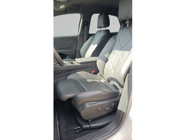 DS 7 RIVOLI E-TENSE 300 hp 4X4 EAT8 - автомобили, коли, обяви за нови и употребявани 7