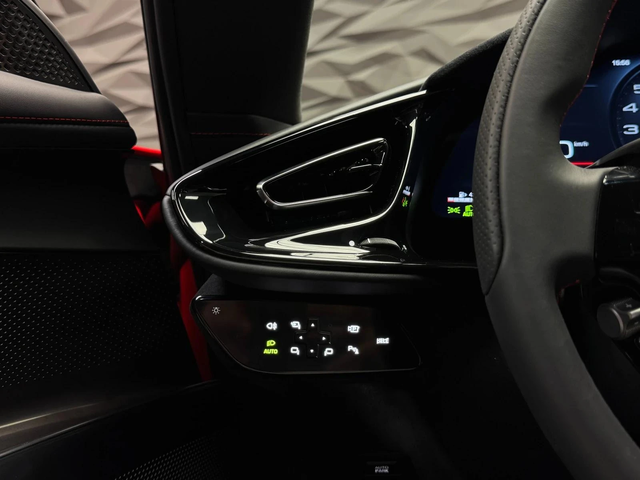 Ferrari 812 Superfast 12 CILINDRI Rosso Corsa CARBON - автомобили, коли, обяви за нови и употребявани 14