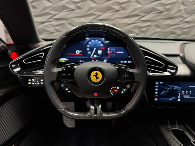 Ferrari 812 Superfast 12 CILINDRI Rosso Corsa CARBON - автомобили, коли, обяви за нови и употребявани 5