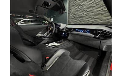 Ferrari 812 Superfast 12 CILINDRI Rosso Corsa CARBON - автомобили, коли, обяви за нови и употребявани 8