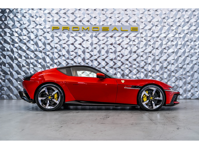 Ferrari 812 Superfast 12 Cilindri Rosso Corsa / Cuoio interior - автомобили, коли, обяви за нови и употребявани 5