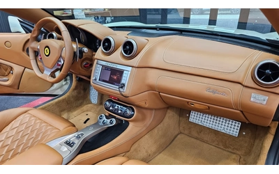 Ferrari California BIANCO AVUS / CUOIO INTERRIOR - автомобили, коли, обяви за нови и употребявани 10