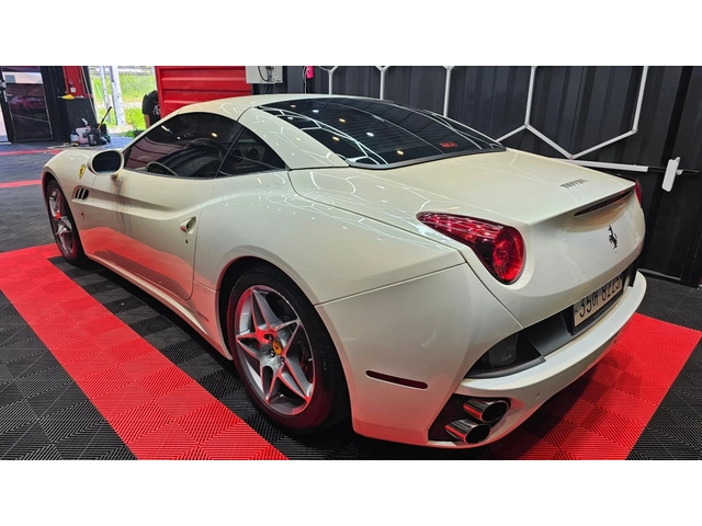Ferrari California BIANCO AVUS / CUOIO INTERRIOR - автомобили, коли, обяви за нови и употребявани 3