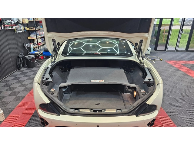 Ferrari California BIANCO AVUS / CUOIO INTERRIOR - автомобили, коли, обяви за нови и употребявани 5