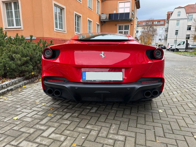 Ferrari Portofino V8 - автомобили, коли, обяви за нови и употребявани 10