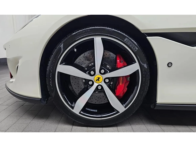 Ferrari Portofino - автомобили, коли, обяви за нови и употребявани 4