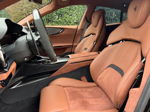 Ferrari Purosangue V12 - автомобили, коли, обяви за нови и употребявани 9