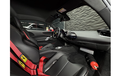 Ferrari SF 90 Stradale Carbon Exclusive - автомобили, коли, обяви за нови и употребявани 10