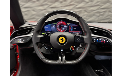 Ferrari SF 90 Stradale Carbon Exclusive - автомобили, коли, обяви за нови и употребявани 11