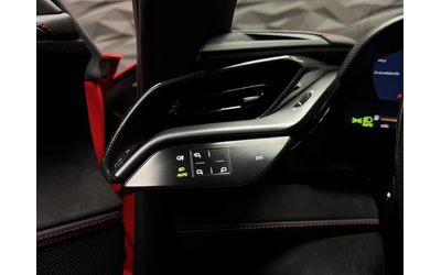 Ferrari SF 90 Stradale Carbon Exclusive - автомобили, коли, обяви за нови и употребявани 7