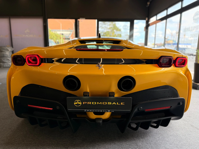 Ferrari SF 90 Stradale* Giallo* Лизинг - автомобили, коли, обяви за нови и употребявани 4