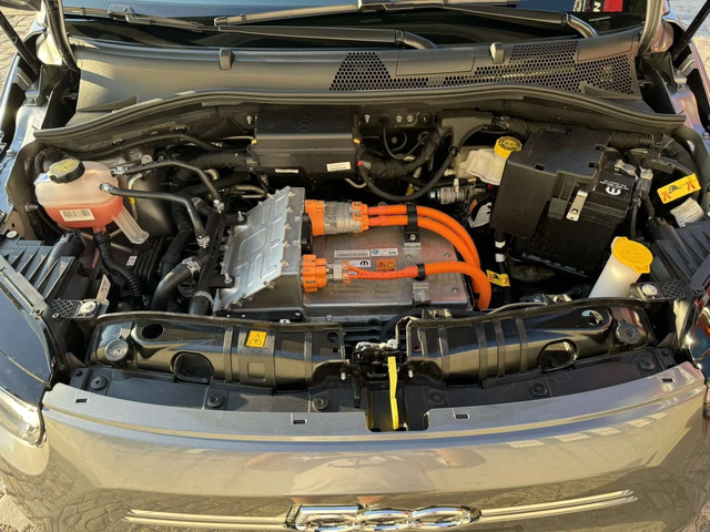 Fiat 500 e500/42KW/ - автомобили, коли, обяви за нови и употребявани 7
