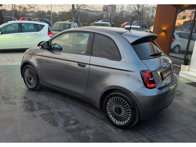 Fiat 500e 42KW ICON  LONG RANGE - автомобили, коли, обяви за нови и употребявани 4