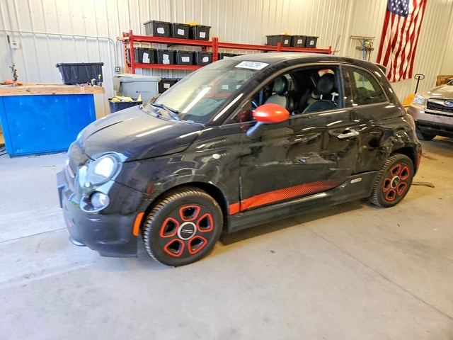 Fiat 500e FWD - автомобили, коли, обяви за нови и употребявани 2