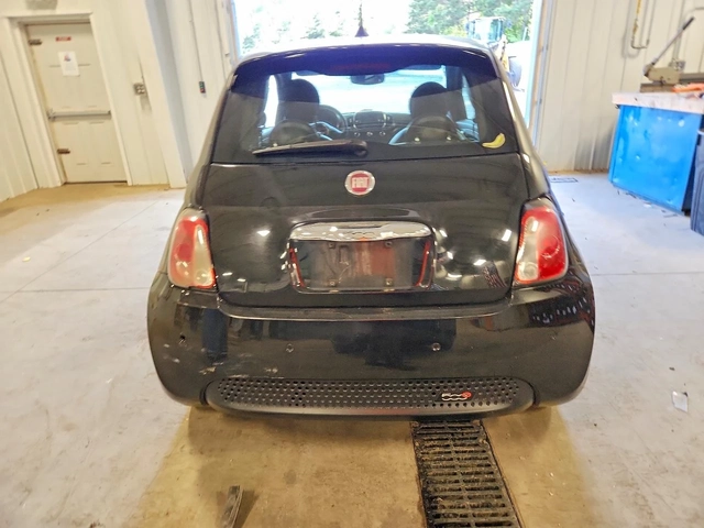 Fiat 500e FWD - автомобили, коли, обяви за нови и употребявани 5
