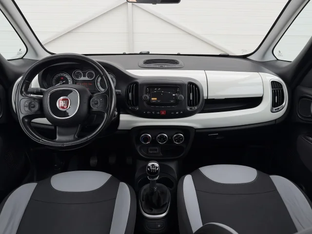 Fiat 500L 1.6 Multijet Навигация/Камера/Темпомат/Лизинг - автомобили, коли, обяви за нови и употребявани 13