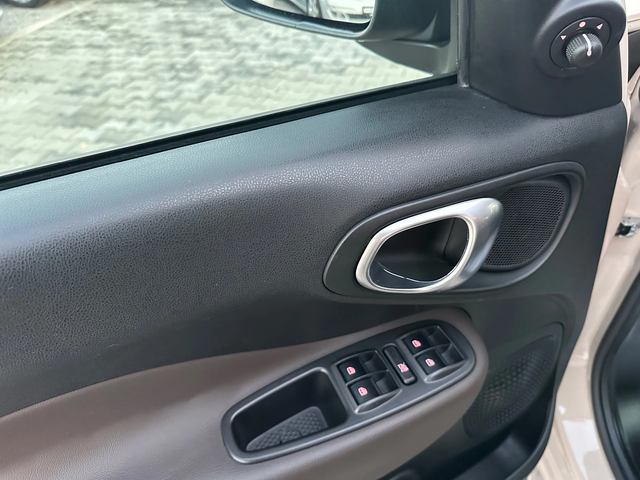 Fiat 500L LIVING* 6+ 1* 1.6m-jet* TOP* - автомобили, коли, обяви за нови и употребявани 10