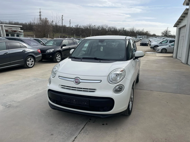 Fiat 500L 1.3M-jet * Navi* UNIKAT* - автомобили, коли, обяви за нови и употребявани 0