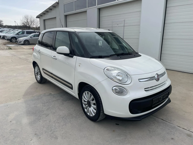 Fiat 500L 1.3M-jet * Navi* UNIKAT* - автомобили, коли, обяви за нови и употребявани 10