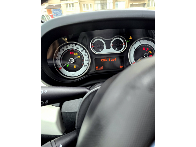 Fiat 500L Бензин/ Метан заводски - автомобили, коли, обяви за нови и употребявани 7