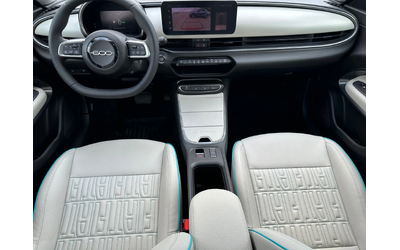 Fiat 600 e/LaPrima/PDC/Massage/Kamera - автомобили, коли, обяви за нови и употребявани 12