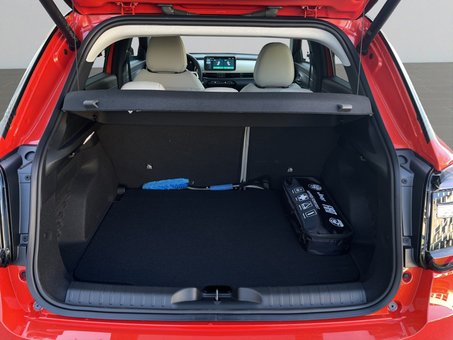 Fiat 600 LA PRIMA 1.2 100 KW 145 hp FWD MHEV 6DCT - автомобили, коли, обяви за нови и употребявани 9
