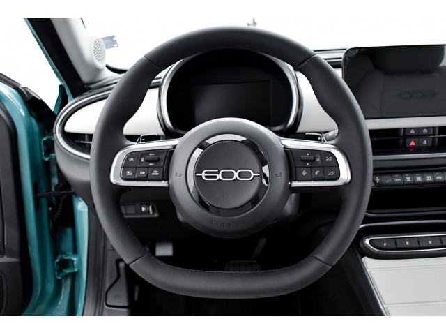 Fiat 600 LA PRIMA 1.2 136 hp FWD MHEV 6DCT - автомобили, коли, обяви за нови и употребявани 11