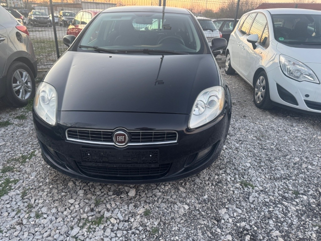 Fiat Bravo 1.4i - автомобили, коли, обяви за нови и употребявани 0