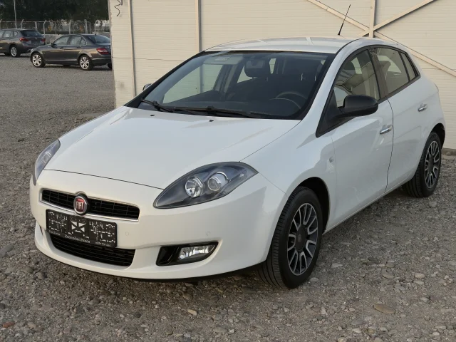 Fiat Bravo 1.6 Multijet Автомат/Парктроник/Собствен лизинг - автомобили, коли, обяви за нови и употребявани 7