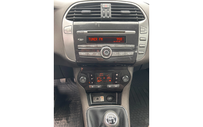 Fiat Bravo 1.9MJET EURO 4 - автомобили, коли, обяви за нови и употребявани 11