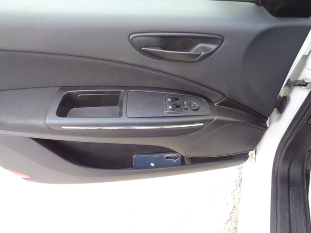 Fiat Bravo 1.6Mjet-90-ЛИЗИНГ - автомобили, коли, обяви за нови и употребявани 8