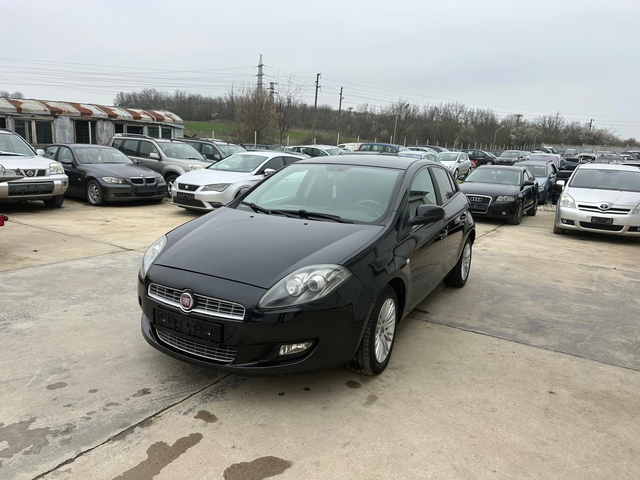 Fiat Bravo 1.6M-JET 120k.c * UNIKAT* - автомобили, коли, обяви за нови и употребявани 1