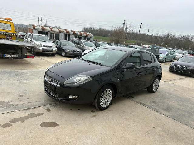 Fiat Bravo 1.6M-JET 120k.c * UNIKAT* - автомобили, коли, обяви за нови и употребявани 2