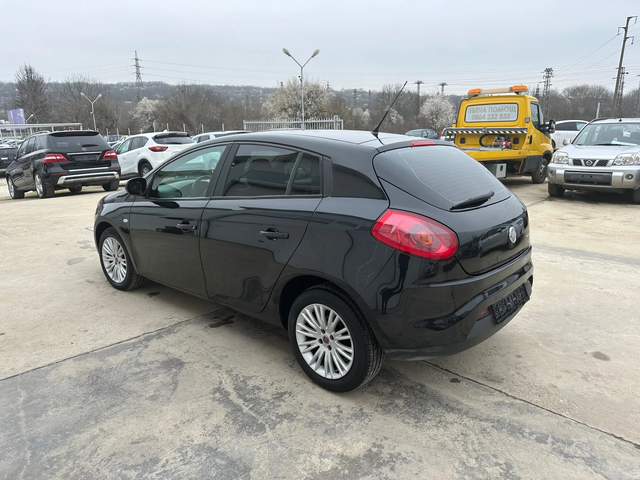Fiat Bravo 1.6M-JET 120k.c * UNIKAT* - автомобили, коли, обяви за нови и употребявани 3