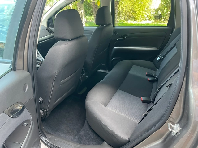 Fiat Croma 1.9mjt 8v Dynamic - автомобили, коли, обяви за нови и употребявани 10