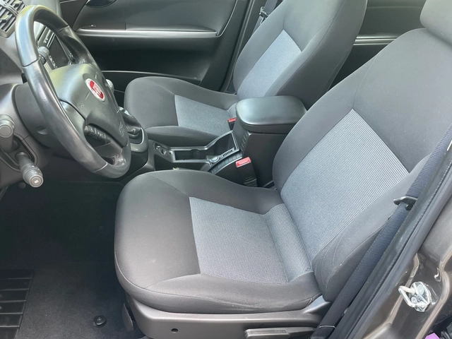 Fiat Croma 1.9mjt 8v Dynamic - автомобили, коли, обяви за нови и употребявани 9
