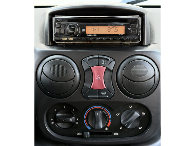 Fiat Doblo 1.9D 105hp - автомобили, коли, обяви за нови и употребявани 12