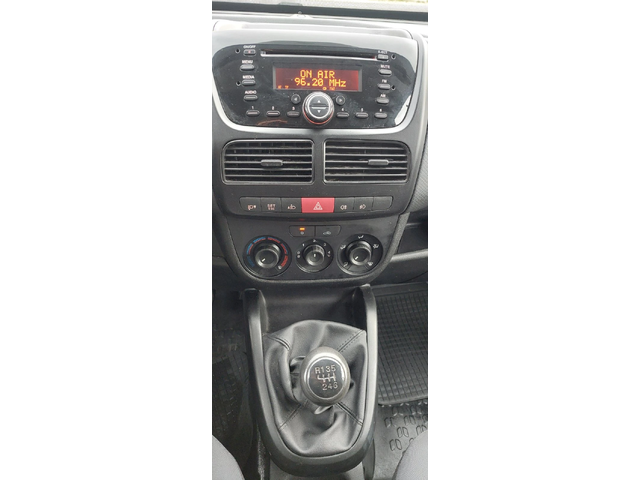 Fiat Doblo 1.4 бензин/метан клима - автомобили, коли, обяви за нови и употребявани 10