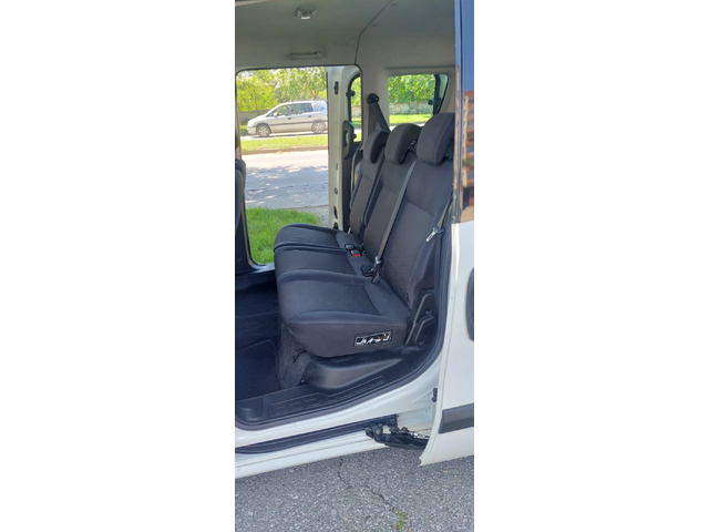 Fiat Doblo 1.3 mjet клима - автомобили, коли, обяви за нови и употребявани 13