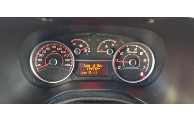 Fiat Doblo 1.6 JTD клима - автомобили, коли, обяви за нови и употребявани 13